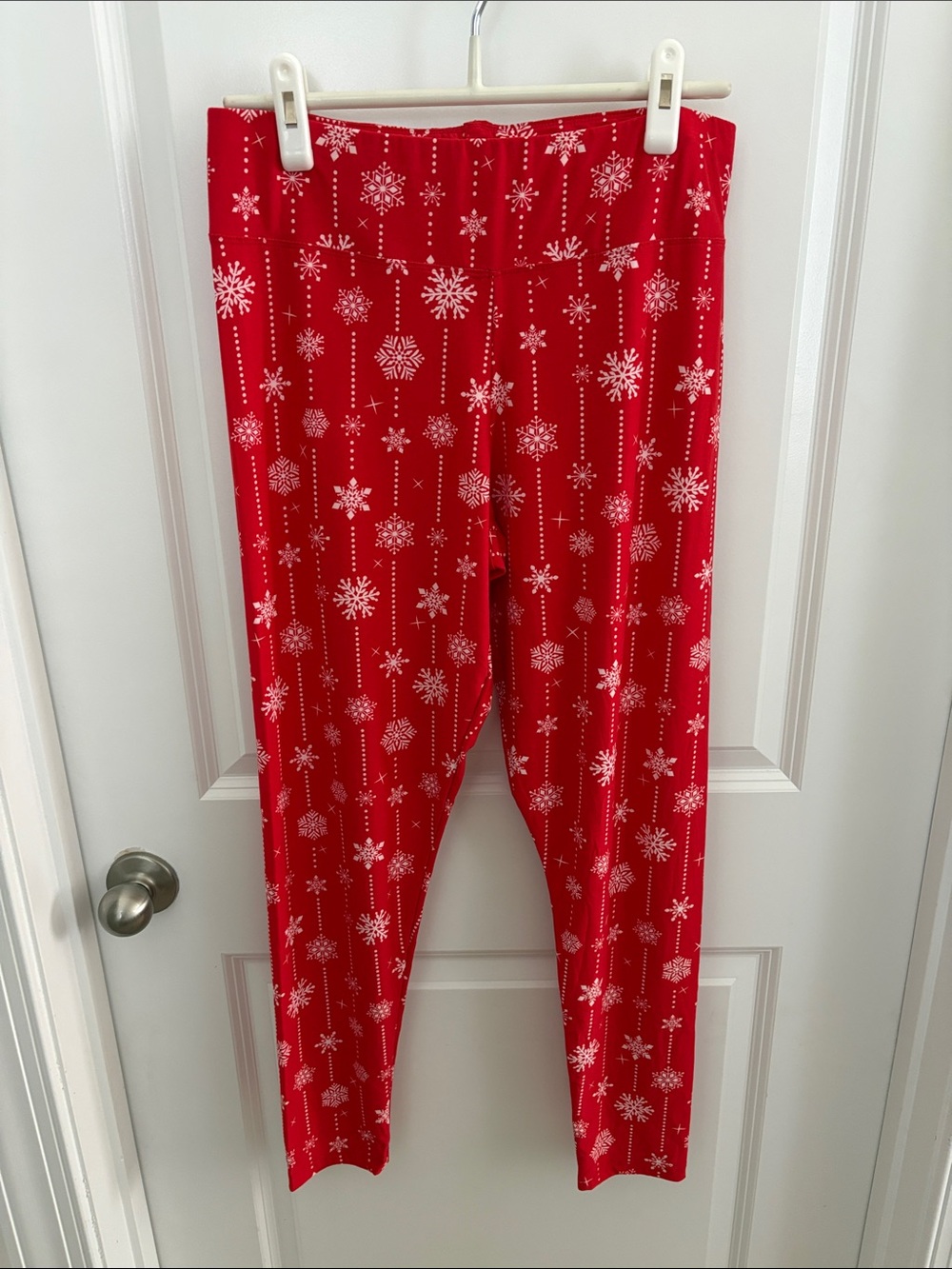 Women's Red Snowflake Pajama Leggings